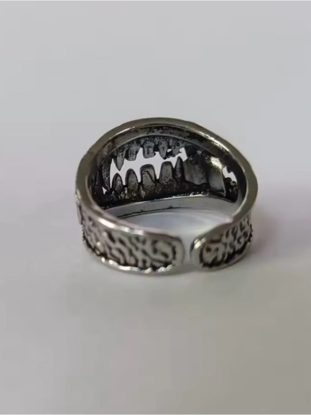 Vintage Devil's Tooth Open End Ring